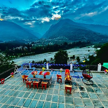 Hotel Hollywood Manali - Scenic River & Mountain View With Premium Rooms Екстериор снимка