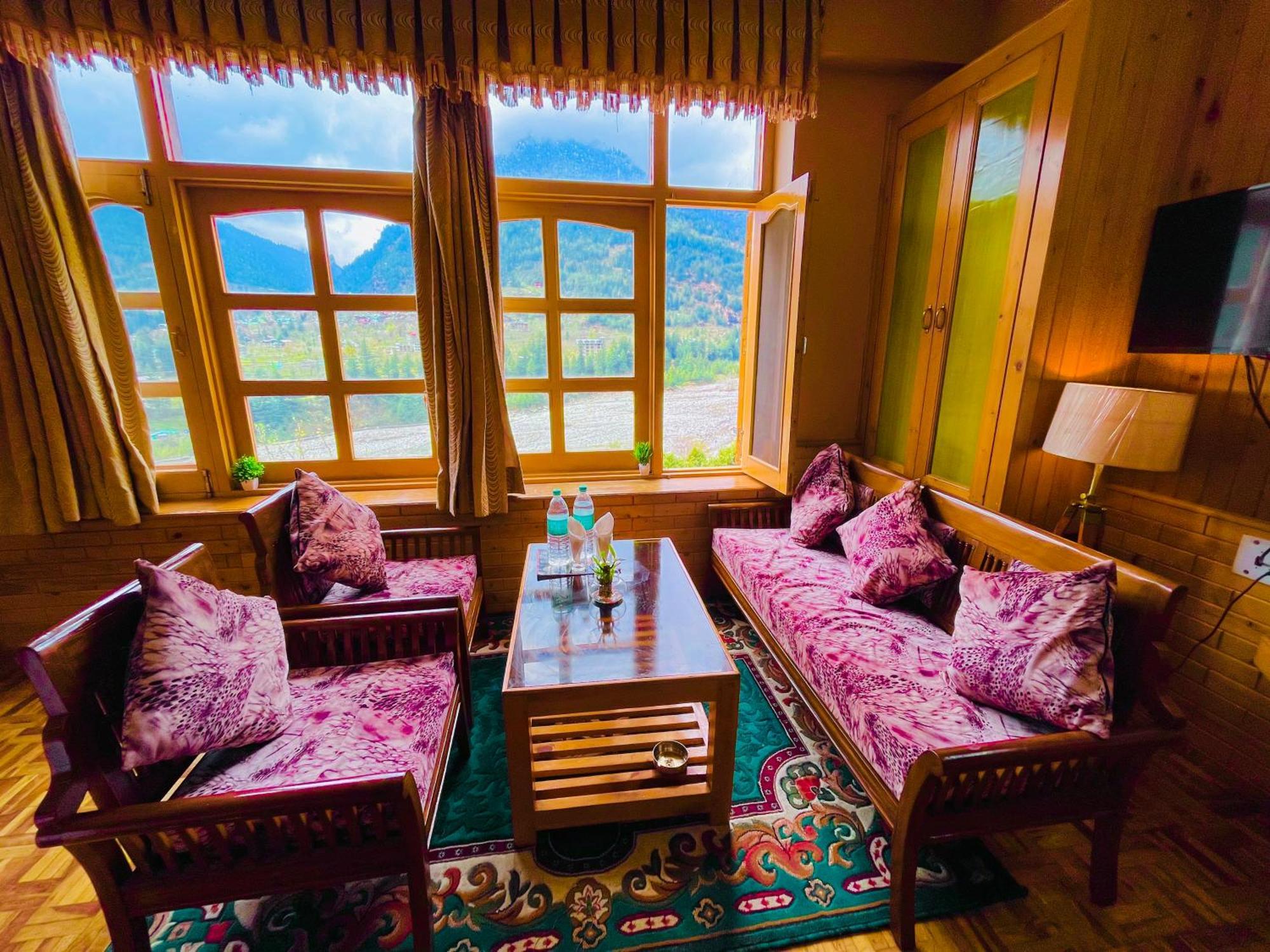 Hotel Hollywood Manali - Scenic River & Mountain View With Premium Rooms Екстериор снимка