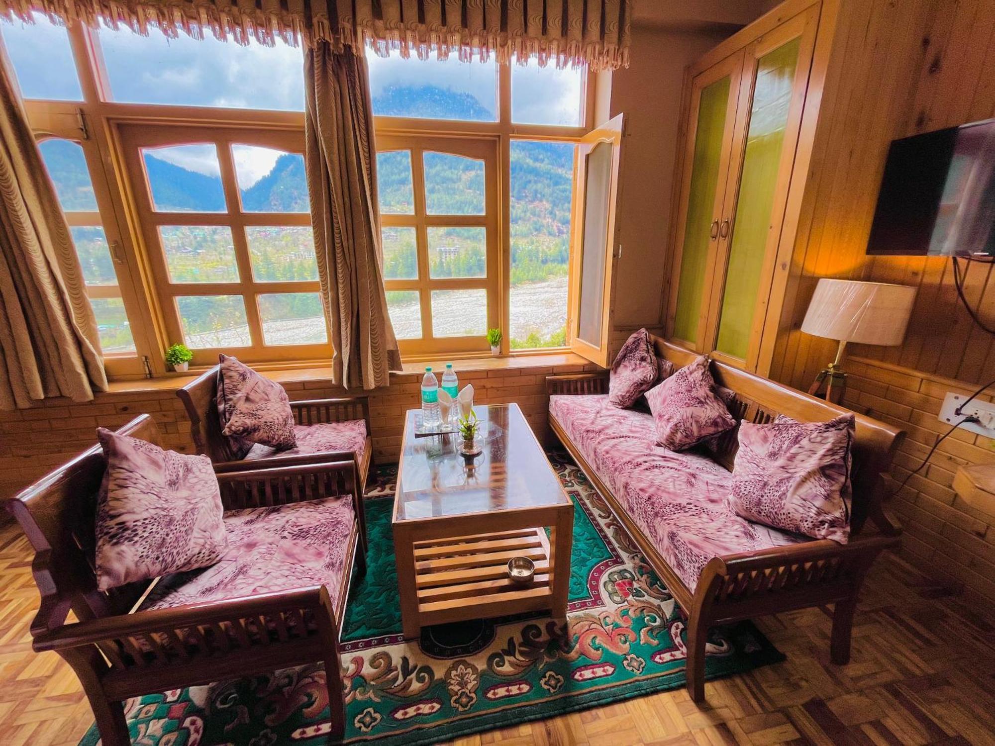 Hotel Hollywood Manali - Scenic River & Mountain View With Premium Rooms Екстериор снимка