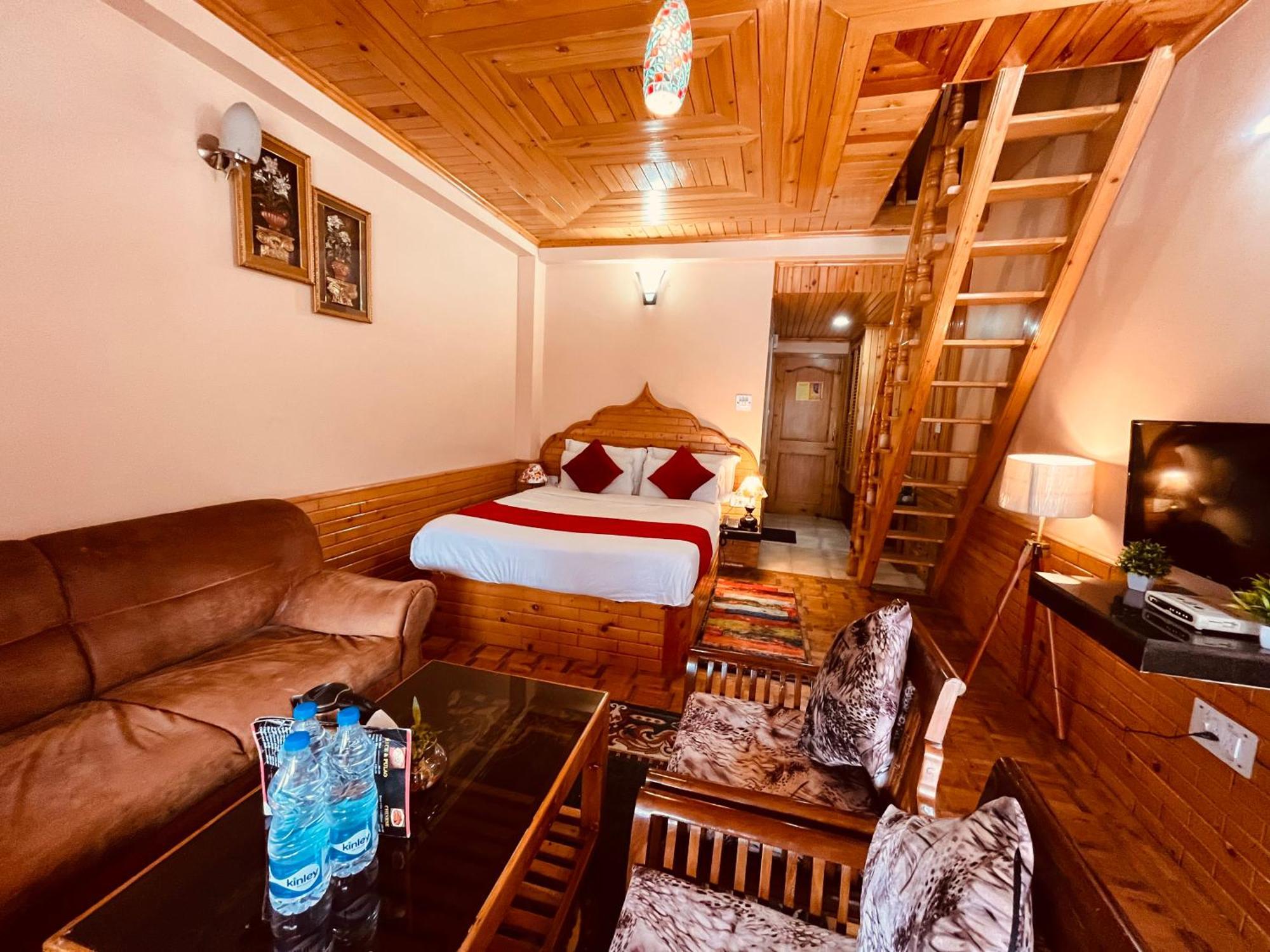Hotel Hollywood Manali - Scenic River & Mountain View With Premium Rooms Екстериор снимка