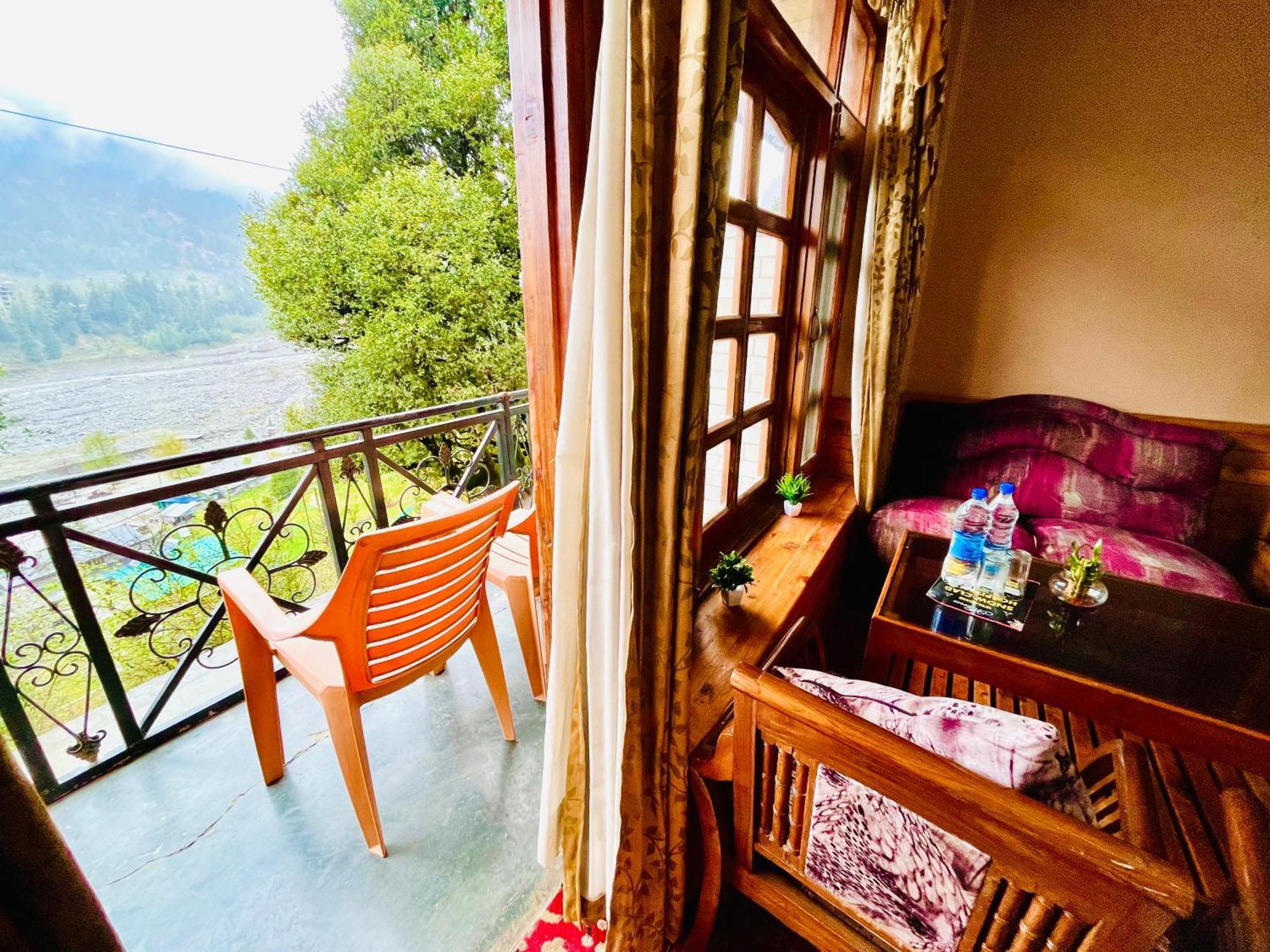 Hotel Hollywood Manali - Scenic River & Mountain View With Premium Rooms Екстериор снимка