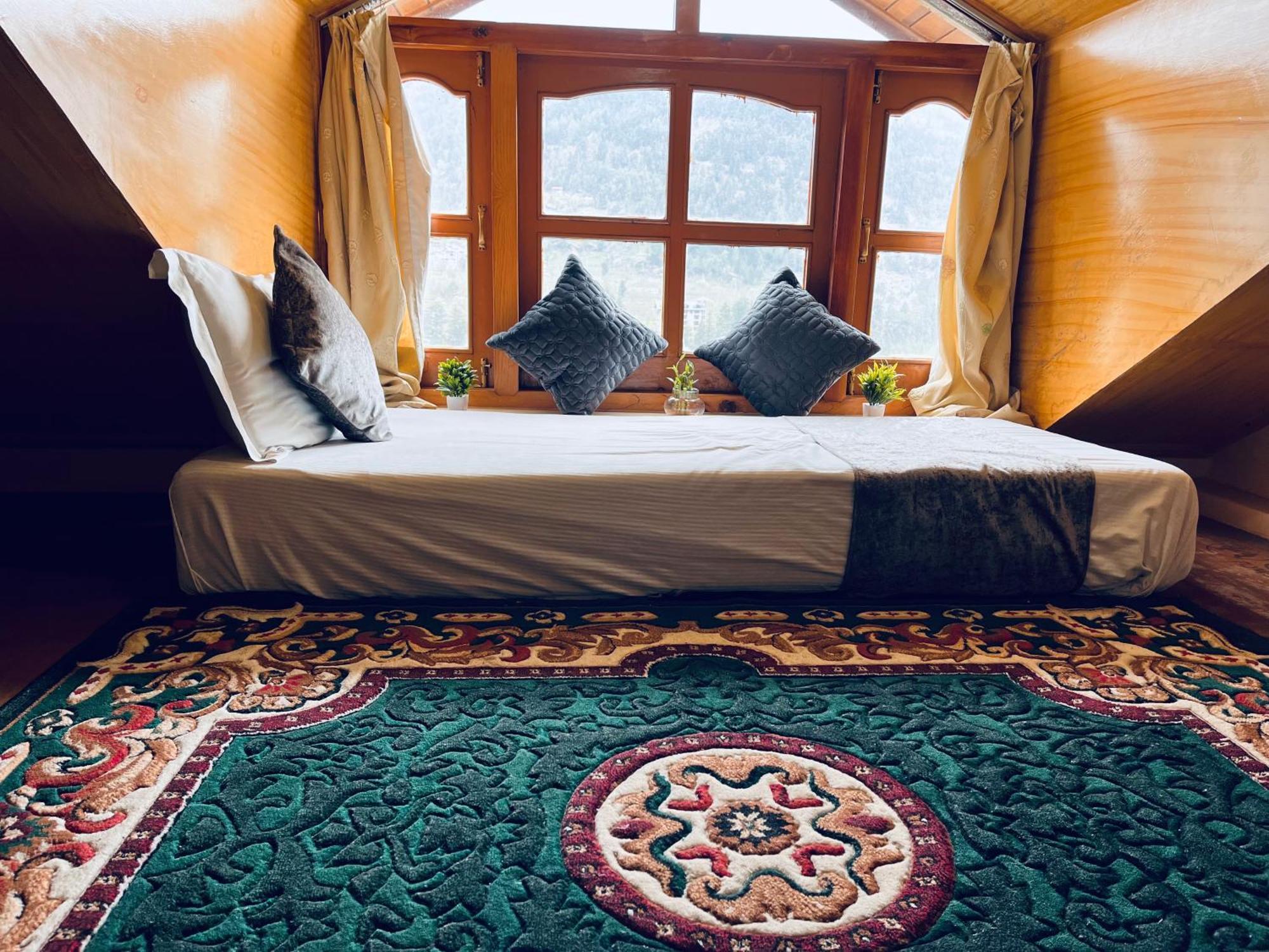 Hotel Hollywood Manali - Scenic River & Mountain View With Premium Rooms Екстериор снимка