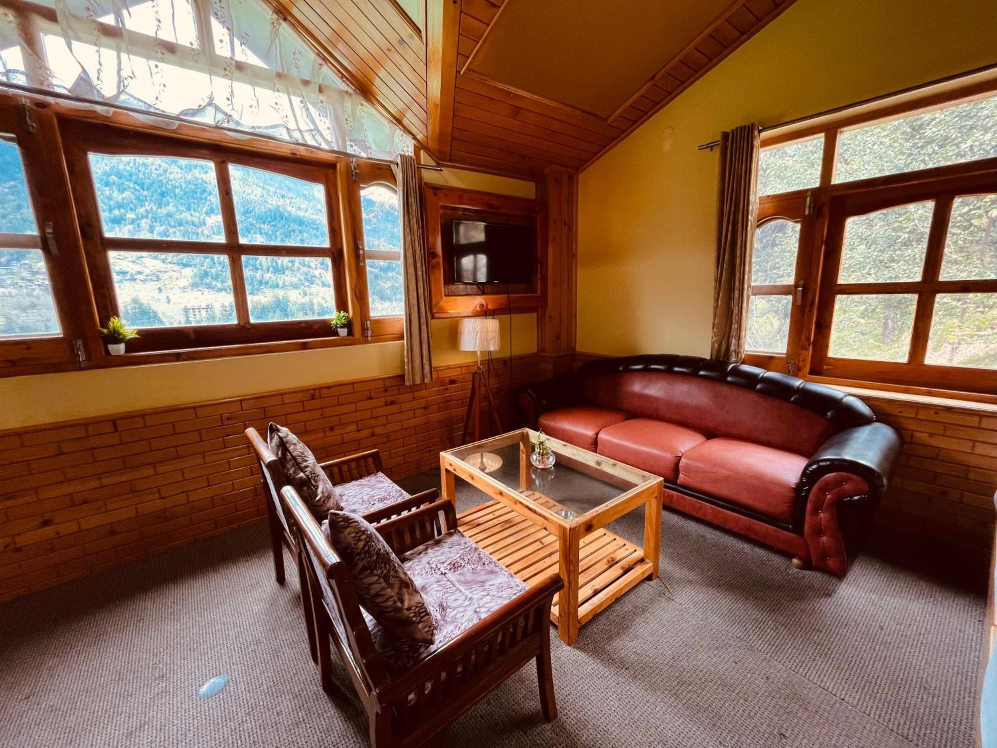 Hotel Hollywood Manali - Scenic River & Mountain View With Premium Rooms Екстериор снимка