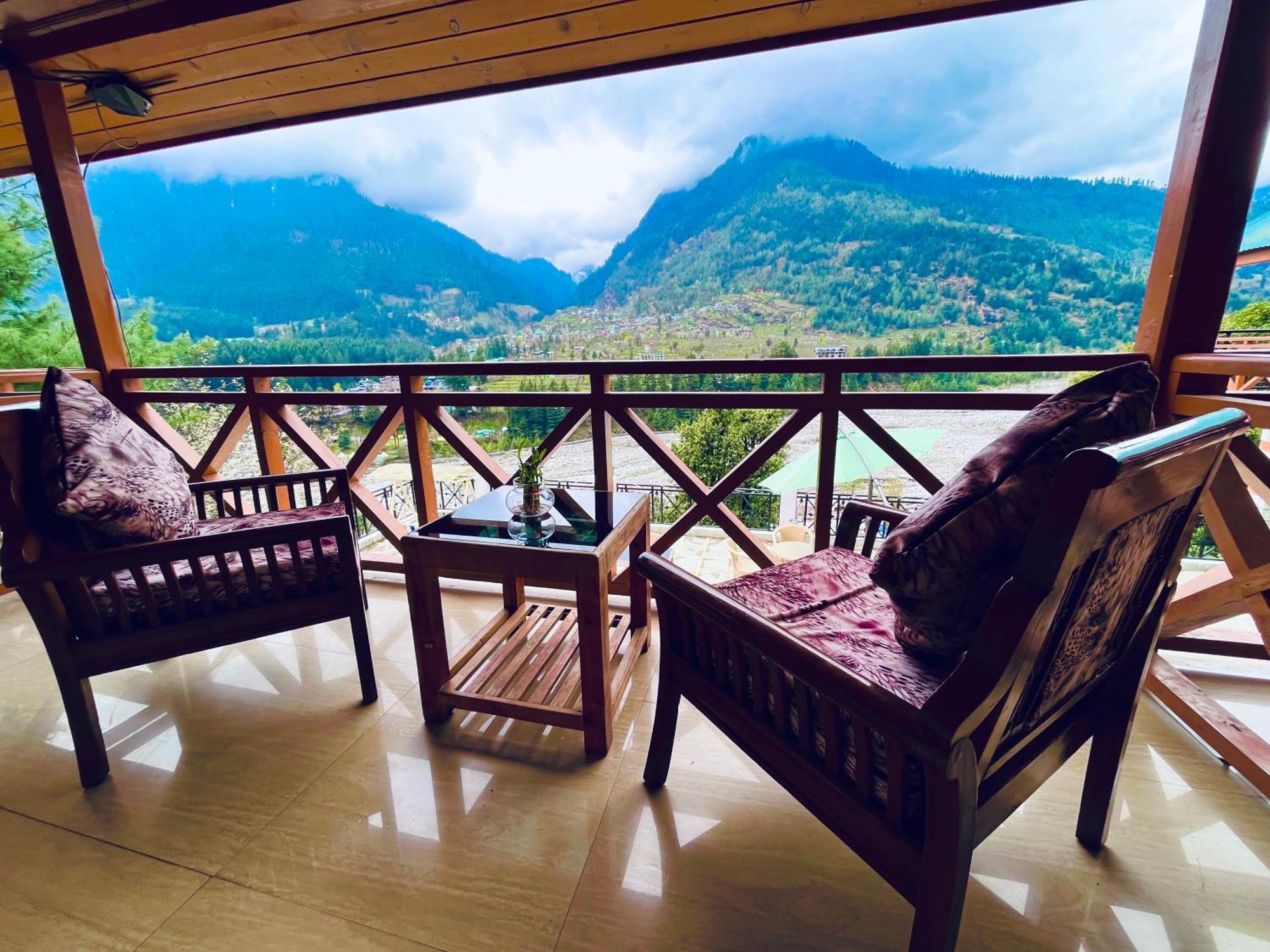 Hotel Hollywood Manali - Scenic River & Mountain View With Premium Rooms Екстериор снимка
